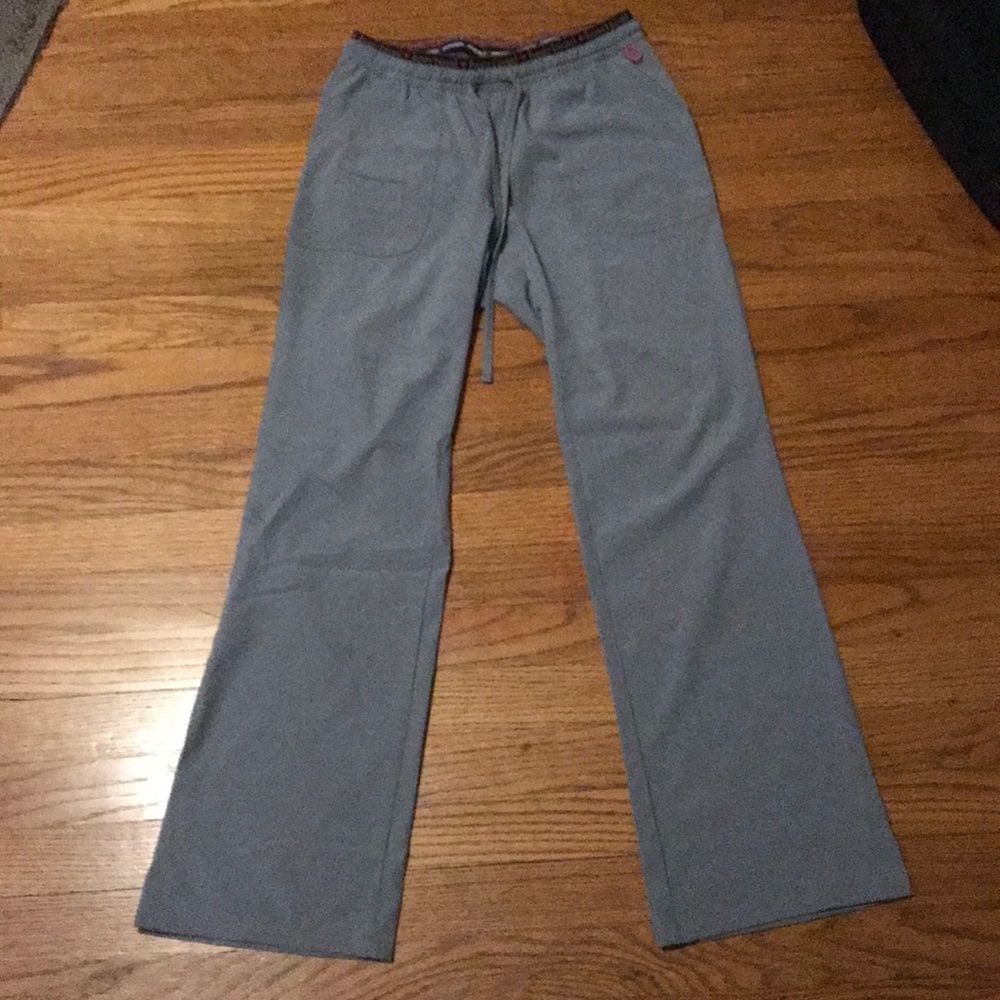 Heartsoul women’s scrub pants, gray